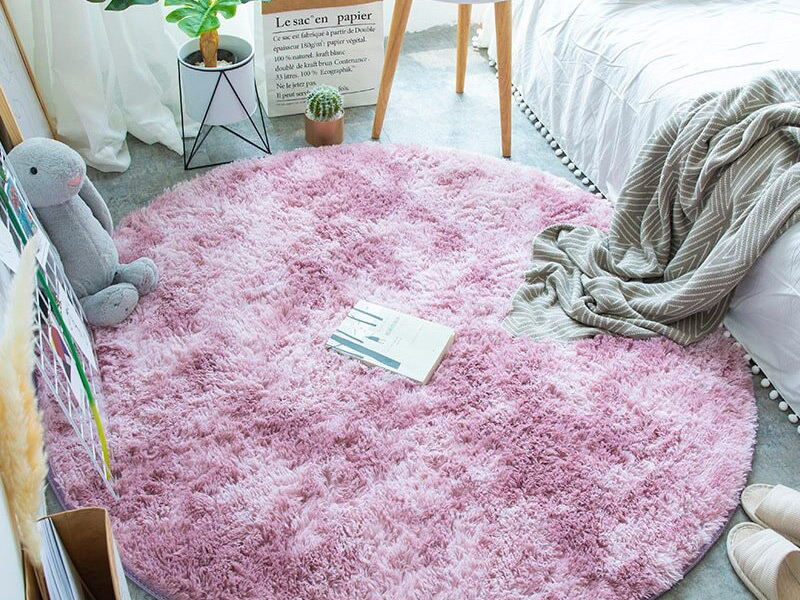Круглый ковер в спальню с длинным ворсом